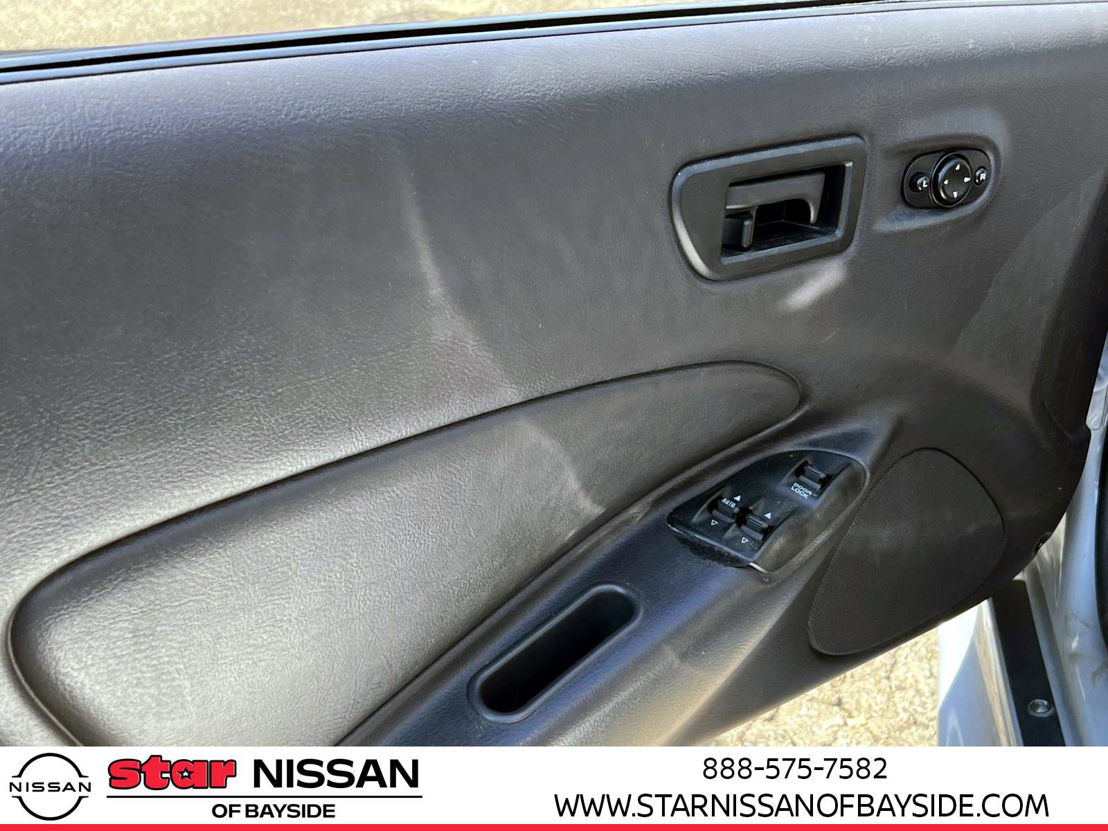 Used 2000 Plymouth Prowler image 11