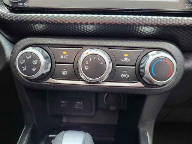 Certified 2024 Nissan Kicks SV FWD image 14