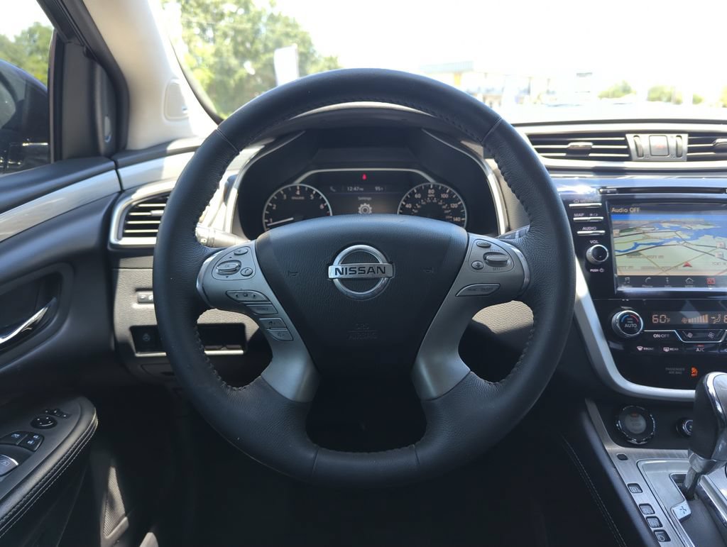 Used 2016 Nissan Murano Platinum w/ Platinum Technology Package FWD image 17