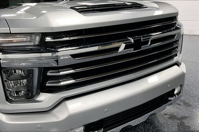 Used 2021 Chevrolet Silverado 2500 High Country AWD/4WD image 30