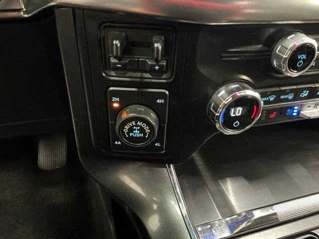 Used 2021 Ford F150 Lariat w/ Max Trailer Tow Package AWD/4WD image 23