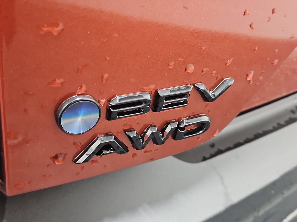 New 2026 Toyota C-HR AWD/4WD image 8
