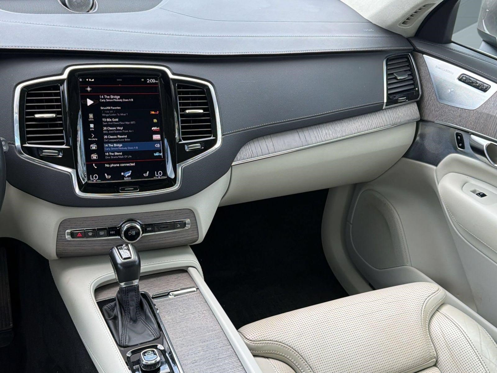 Certified 2022 Volvo XC90 T6 Inscription w/ Lounge Package AWD/4WD image 27