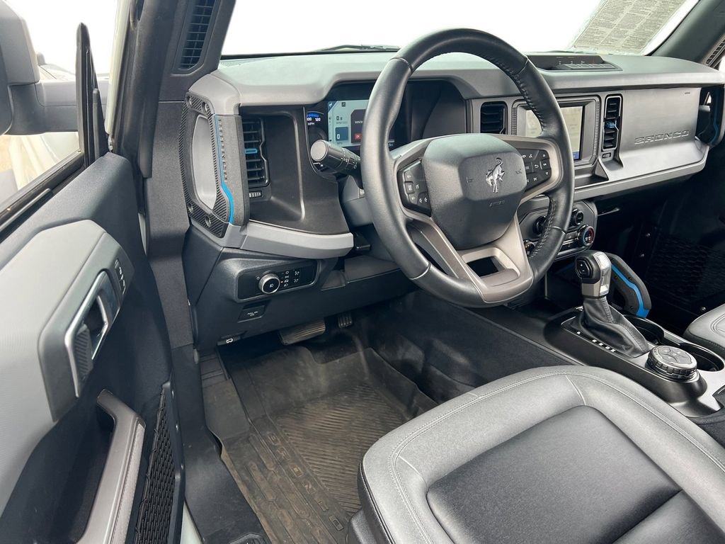Used 2023 Ford Bronco Black Diamond image 7