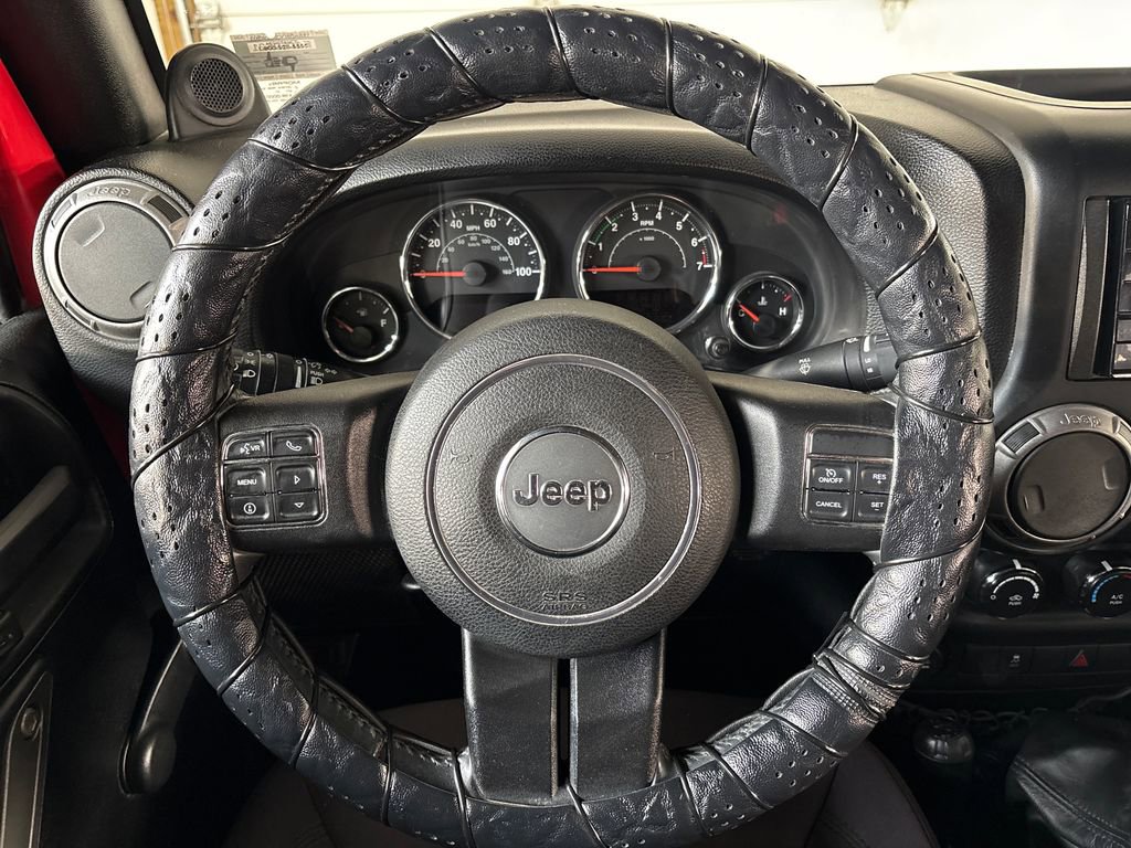 Used 2013 Jeep Wrangler Sport w/ Connectivity Group image 19