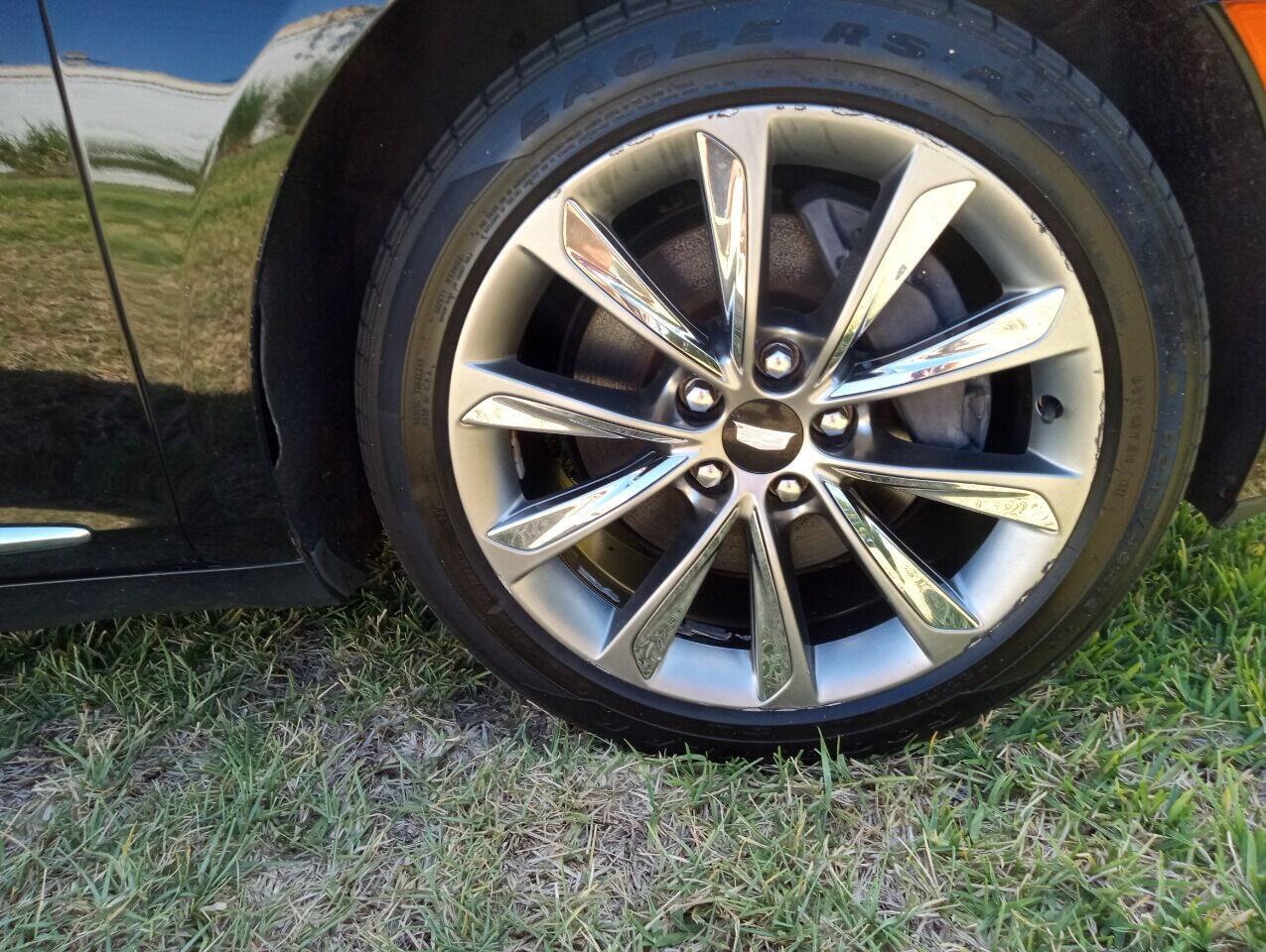 Used 2016 Cadillac XTS w/ Rear Seat Comfort Package FWD image 15