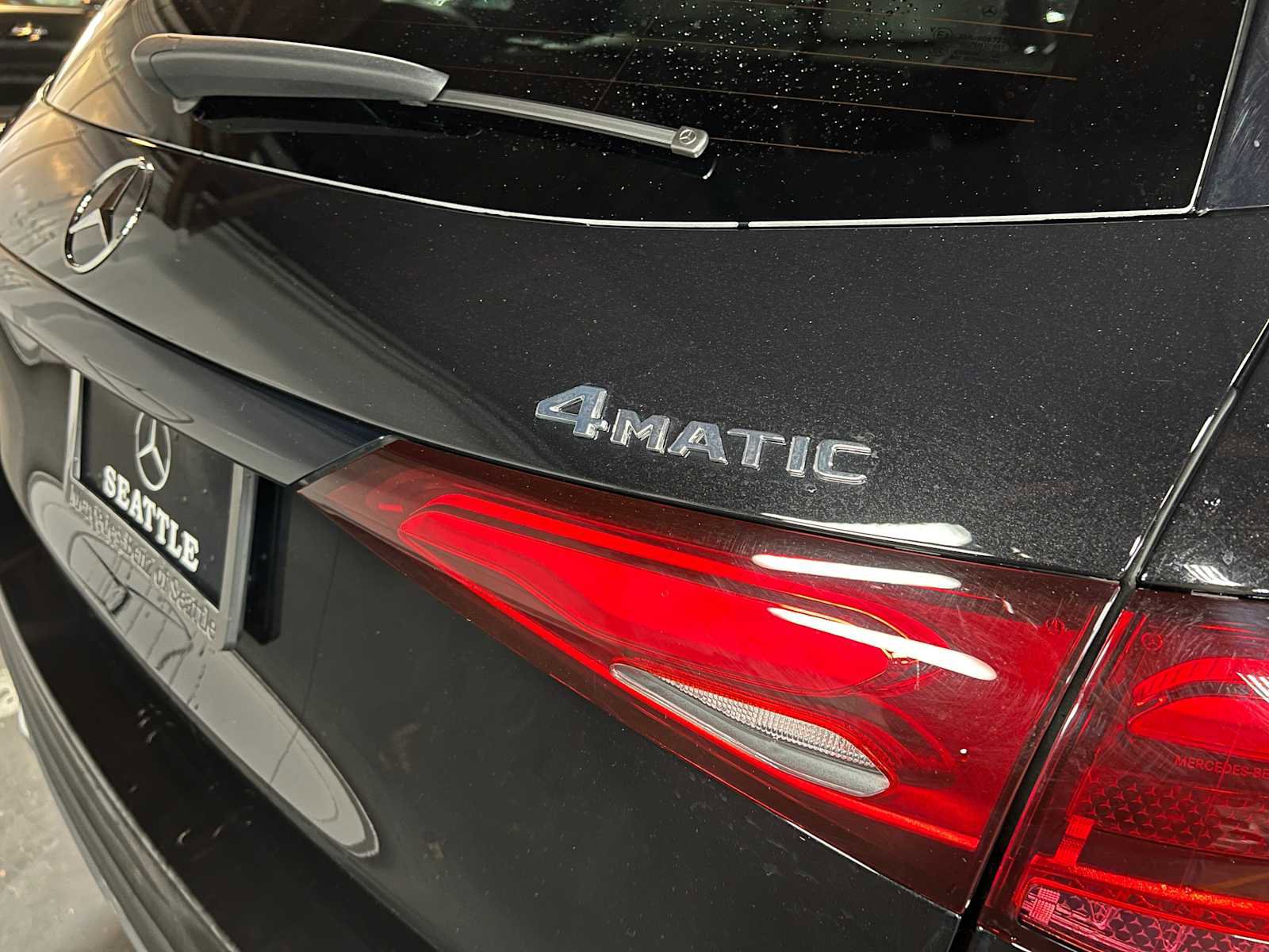 Used 2024 Mercedes-Benz GLC 300 4MATIC image 15