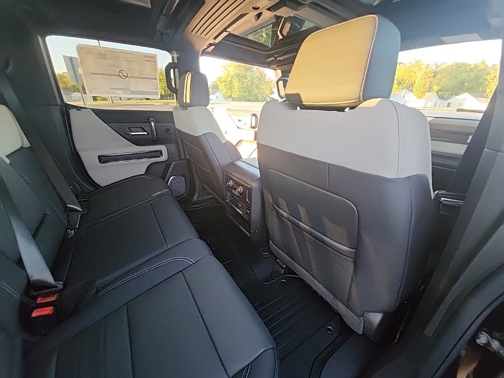 New 2026 GMC Hummer EV 4x4 Crew Cab image 19