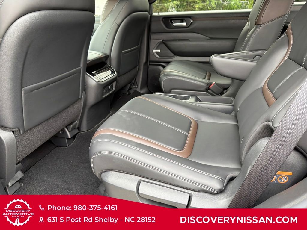 New 2026 Nissan Armada SL w/ Captain's Chari Seat Package image 30