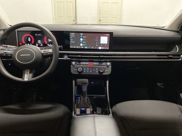 Used 2026 Hyundai Tucson SE FWD image 13