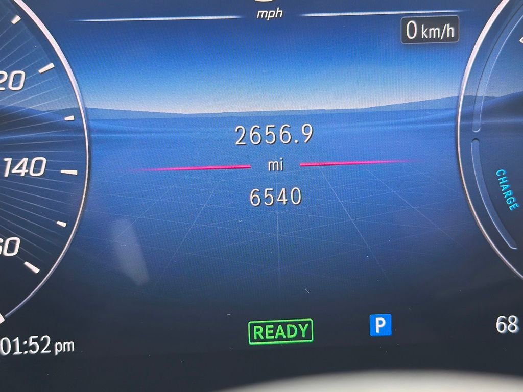 Used 2025 Mercedes-Benz GLC 350e 4MATIC image 22