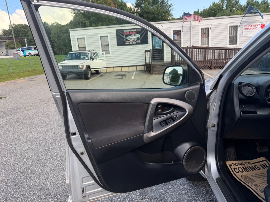 Used 2008 Toyota RAV4 Sport AWD/4WD image 9