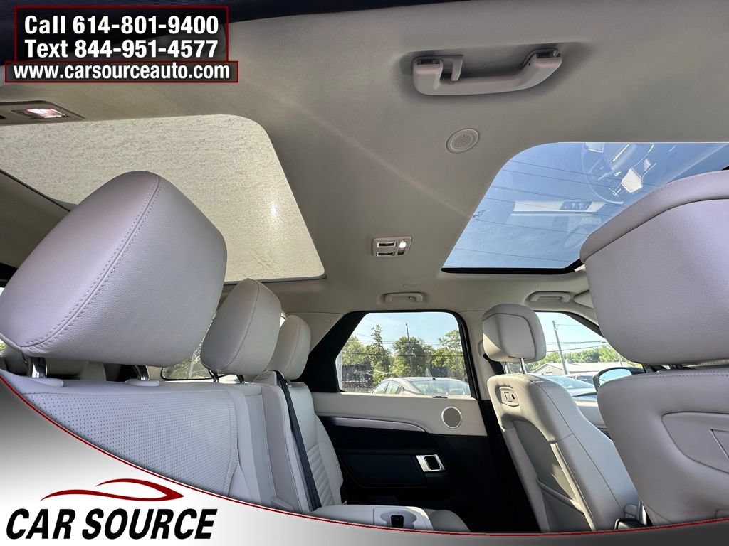 Used 2025 Land Rover Discovery Dynamic SE AWD/4WD image 25