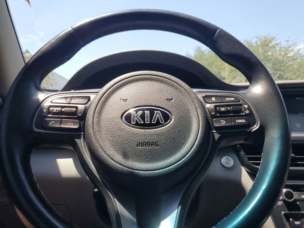 Used 2017 Kia Optima EX FWD image 22