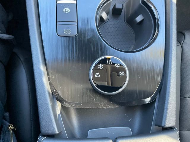 New 2026 Nissan Rogue SV image 24