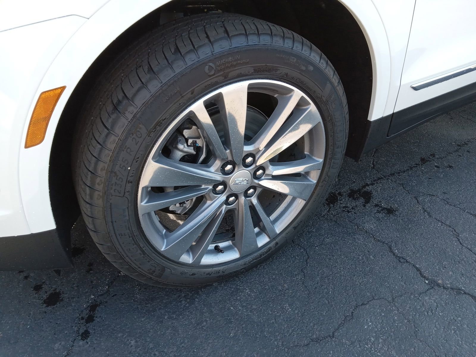 New 2026 Cadillac XT5 Premium Luxury image 6