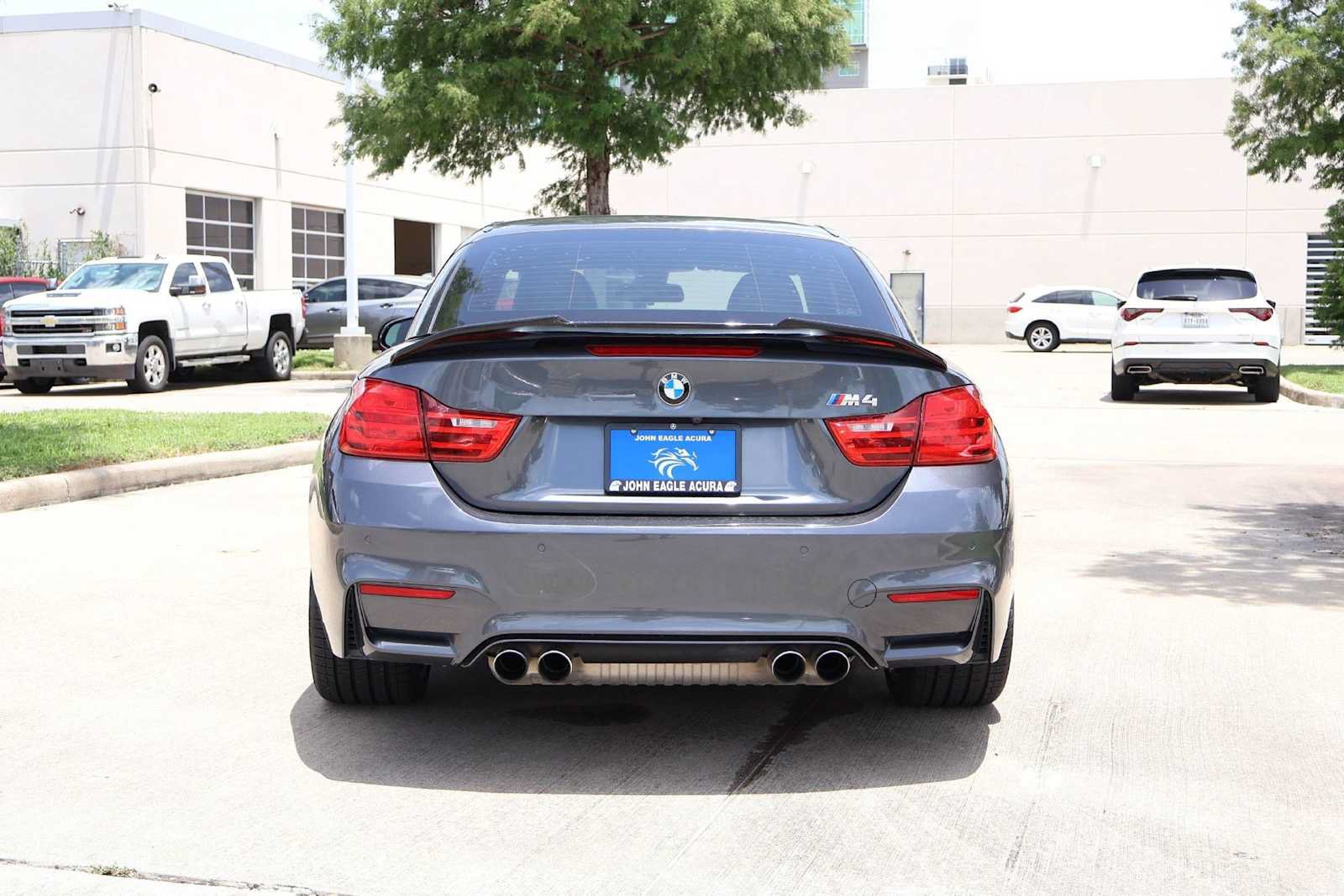 Used 2016 BMW M4 Convertible RWD image 5