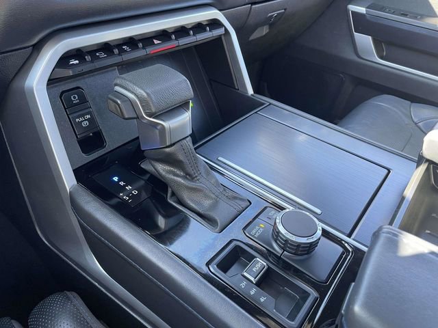 Used 2024 Toyota Tundra Platinum image 31