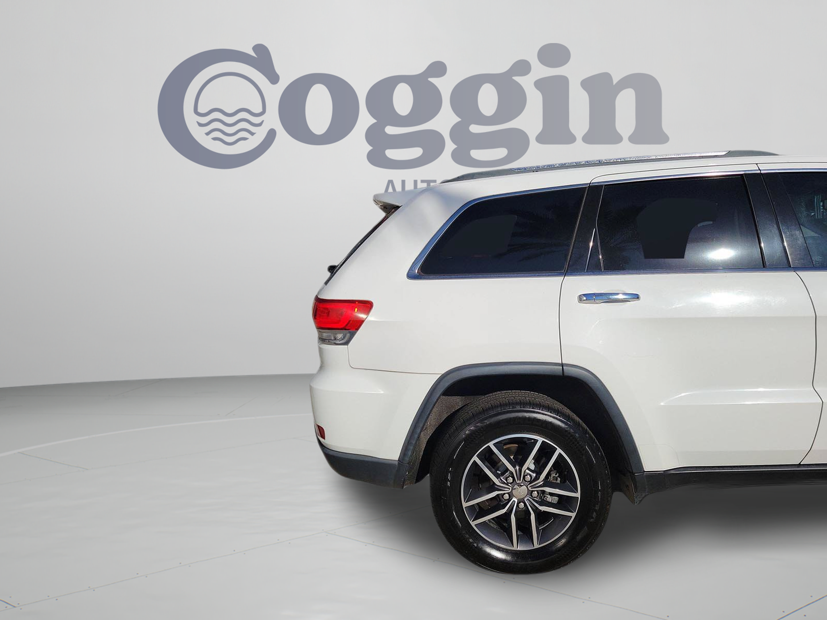 Used 2018 Jeep Grand Cherokee Limited w/ Trailer Tow Group IV AWD/4WD image 28