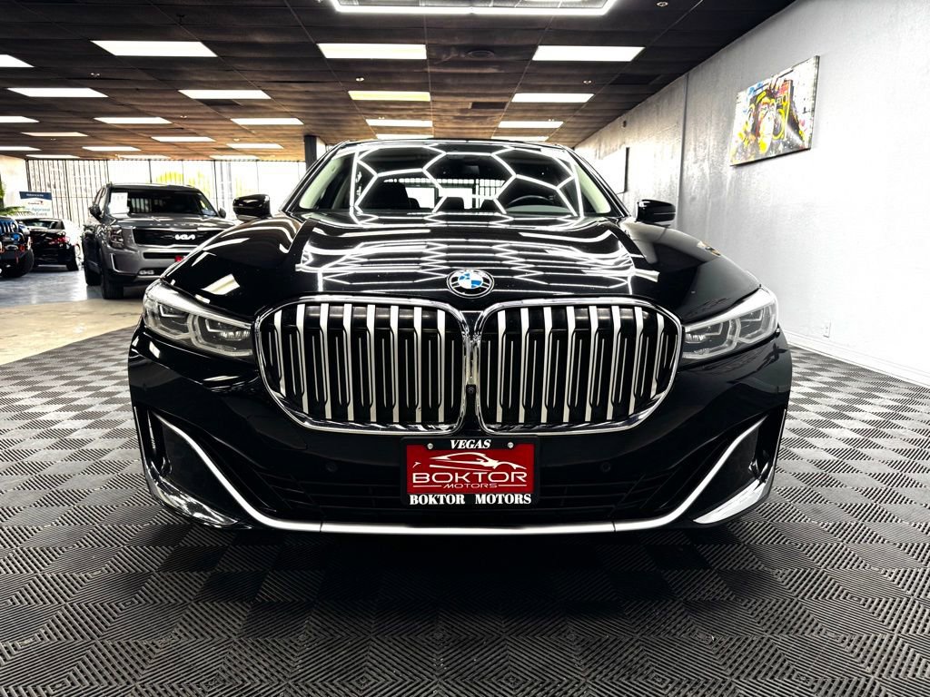 Used 2022 BMW 740i RWD image 4