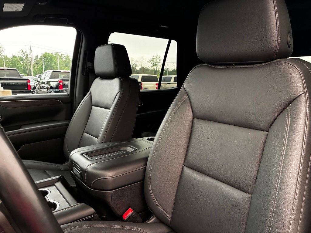 Used 2023 Chevrolet Tahoe Z71 w/ Z71 Off-Road Package AWD/4WD image 10