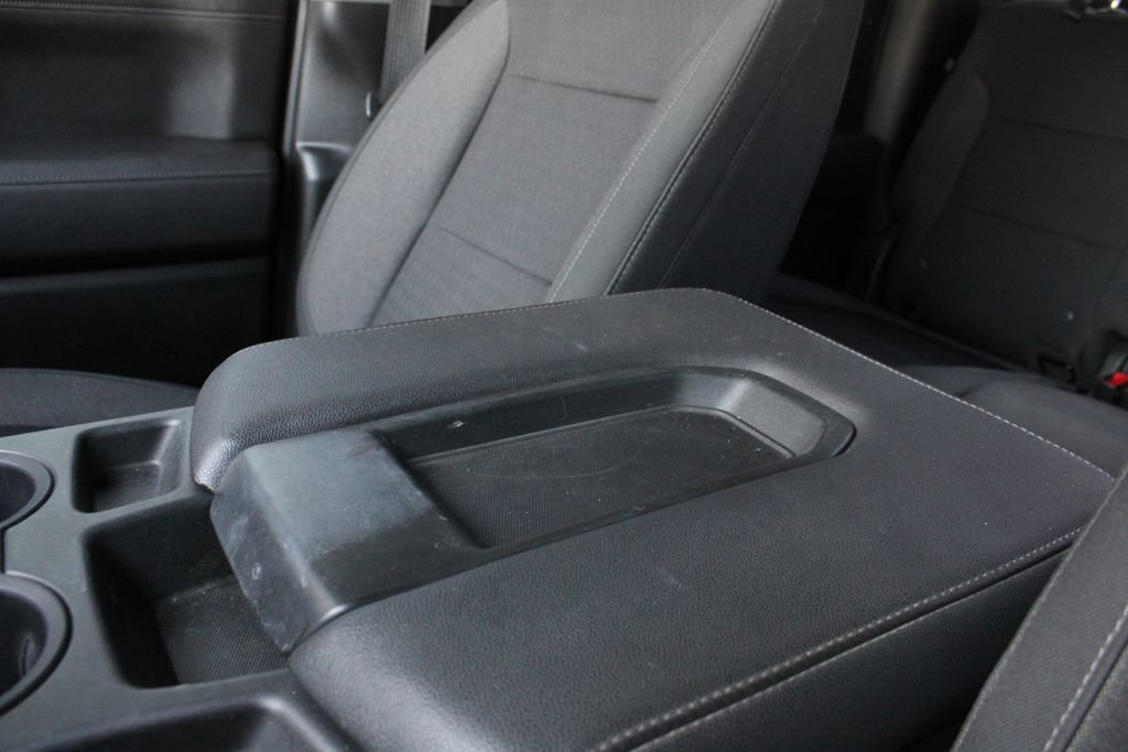 Used 2021 Chevrolet Silverado 1500 LT AWD/4WD image 17