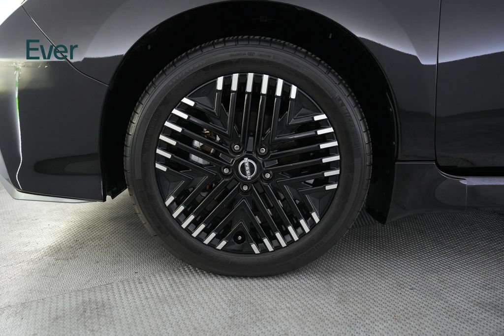 Used 2024 Nissan Leaf SV Plus FWD image 19