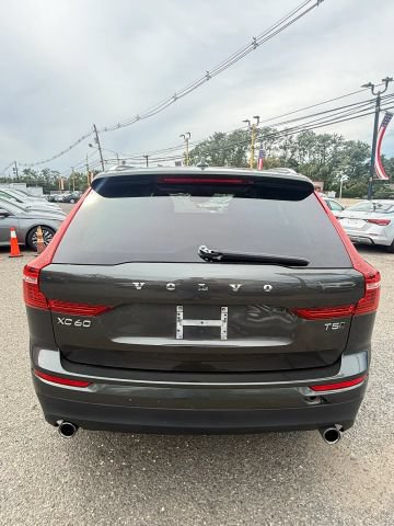 Used 2018 Volvo XC60 T5 Momentum w/ Convenience Package AWD/4WD image 6