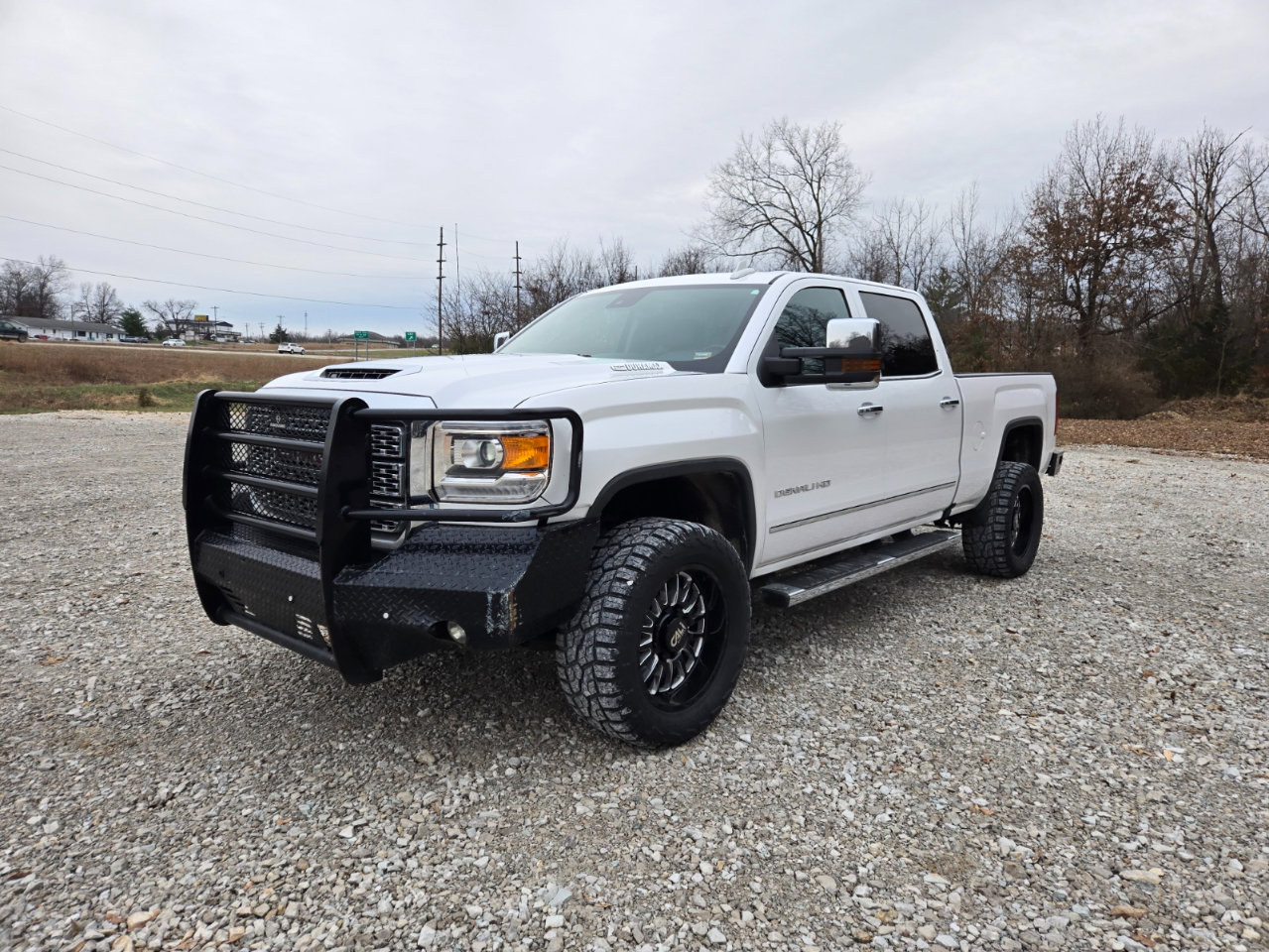 Used 2019 GMC Sierra 3500 Denali w/ Duramax Plus Package image 6