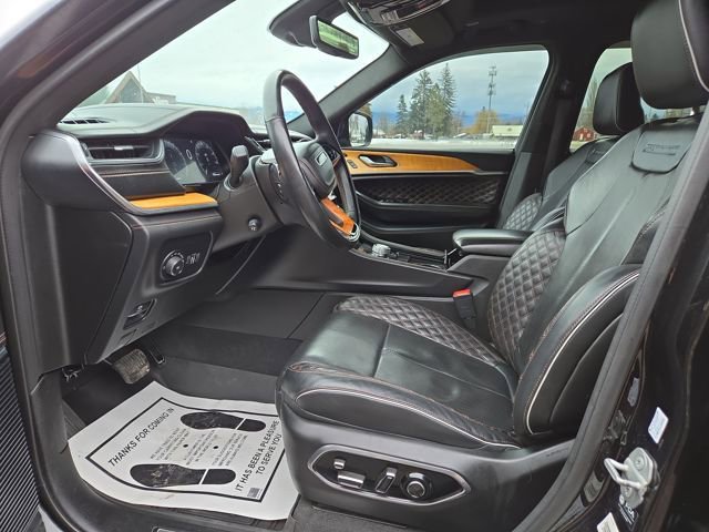 Used 2021 Jeep Grand Cherokee L Summit image 2