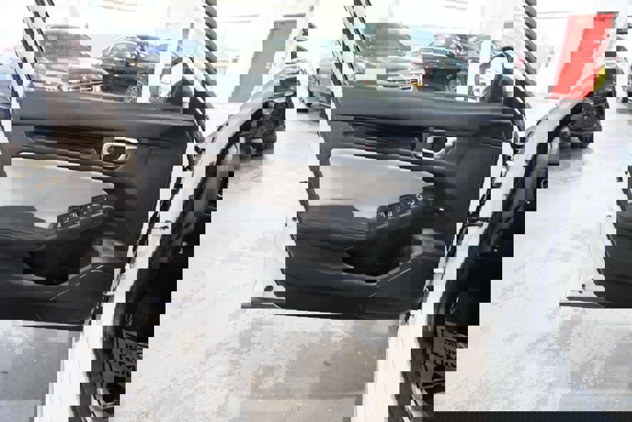 Used 2023 Honda Civic EX image 17