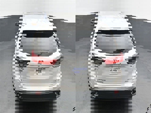 Used 2017 Toyota Highlander Limited image 36