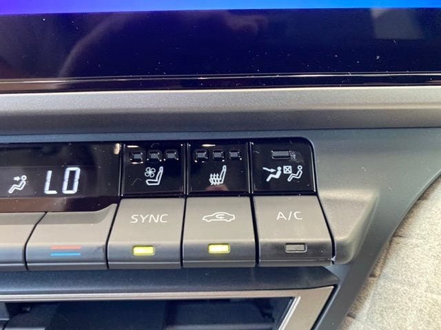 New 2026 Toyota Camry XLE w/ Premium Plus Package AWD/4WD image 12