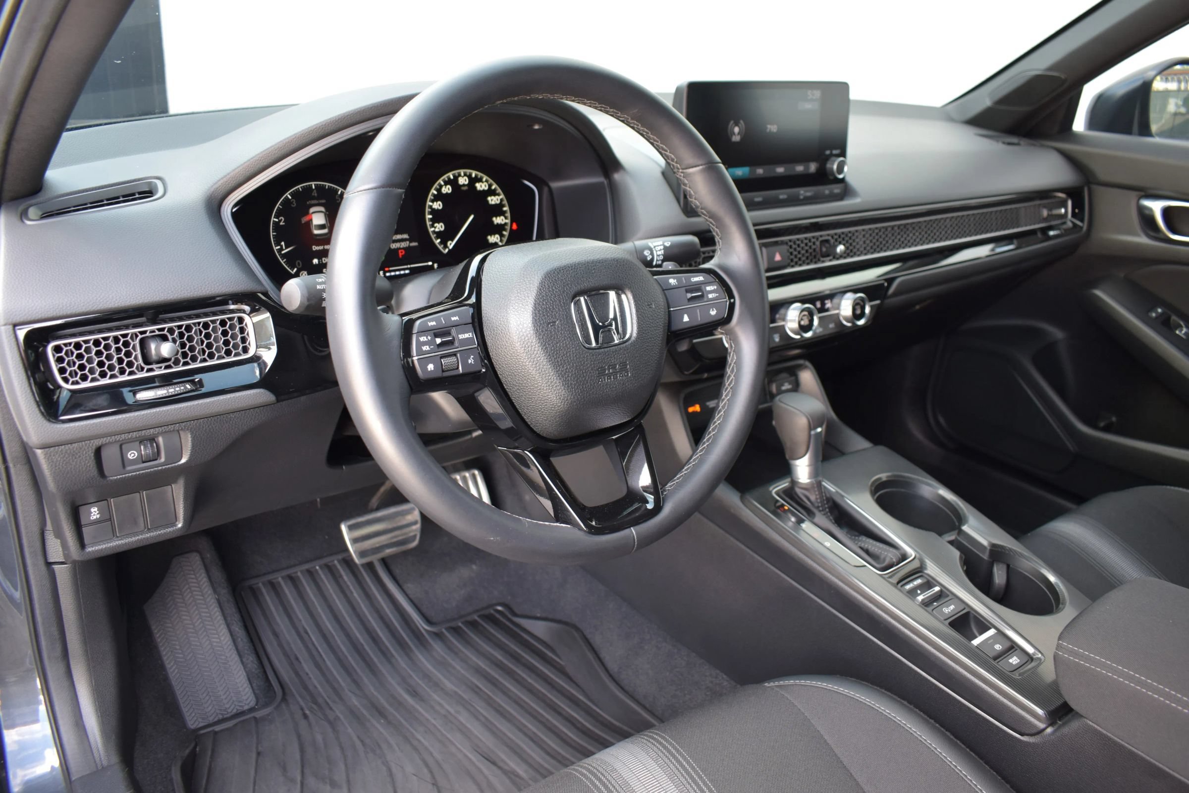 Used 2026 Honda Civic Sport image 3
