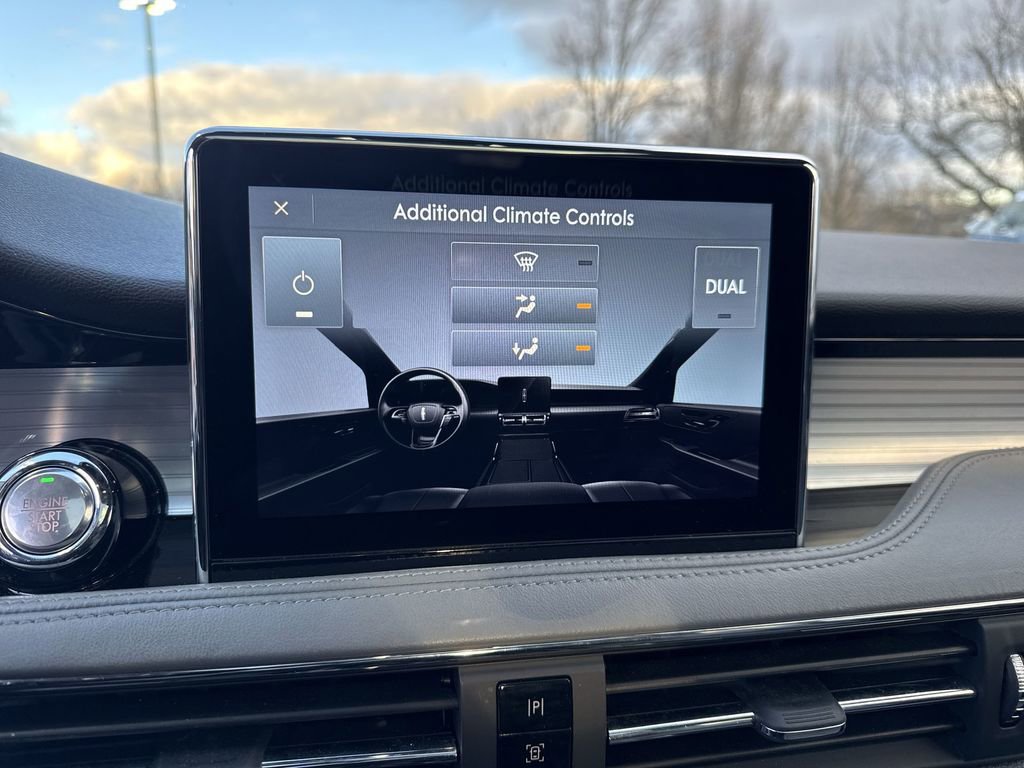 Used 2021 Lincoln Corsair Reserve w/ Equipment Group 201A AWD/4WD image 19