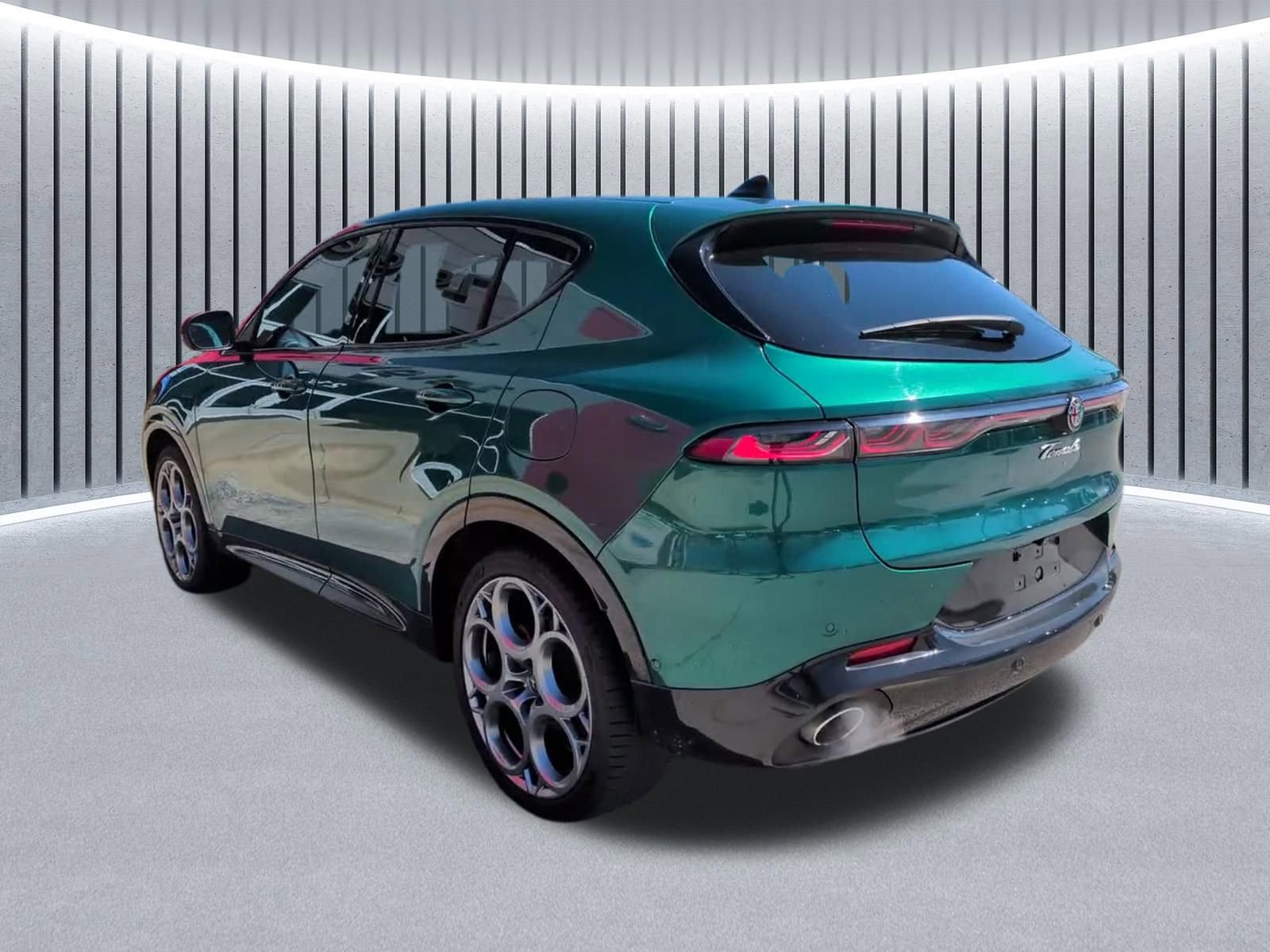 Used 2024 Alfa Romeo Tonale Veloce image 11