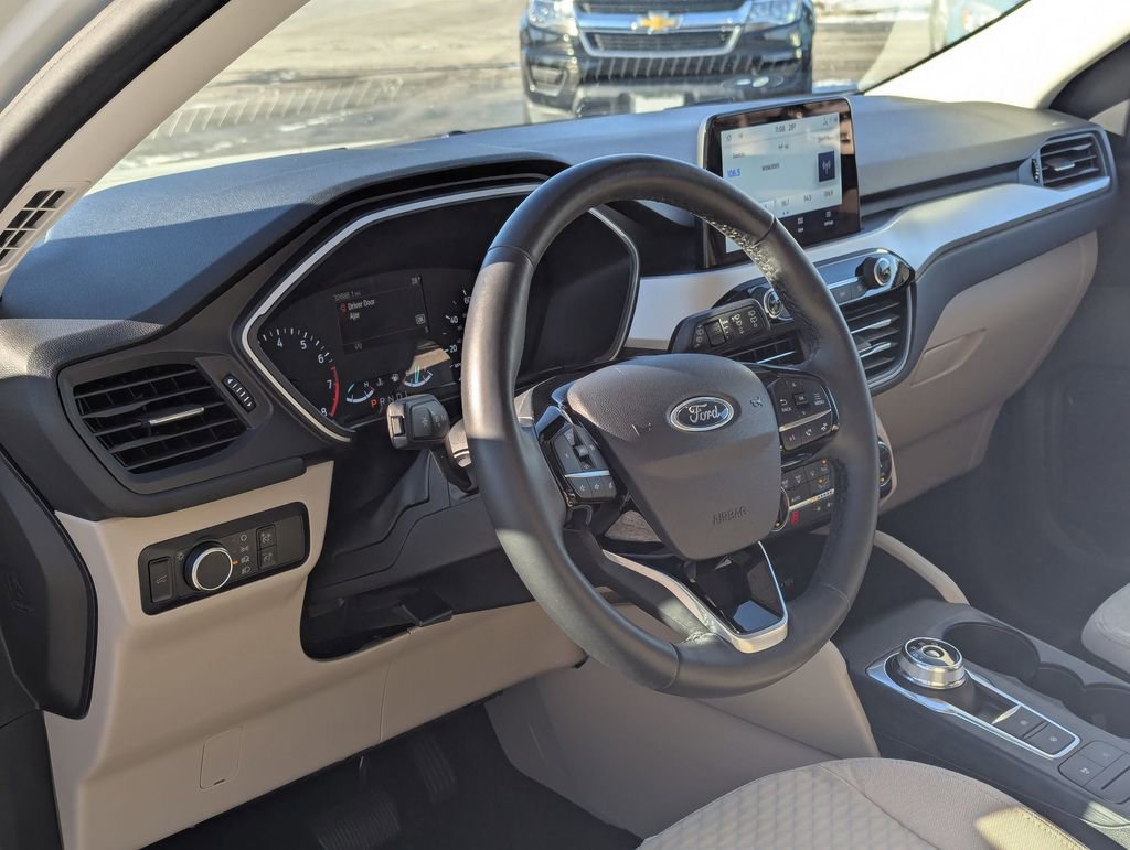 Used 2022 Ford Escape SE w/ Convenience Package image 9