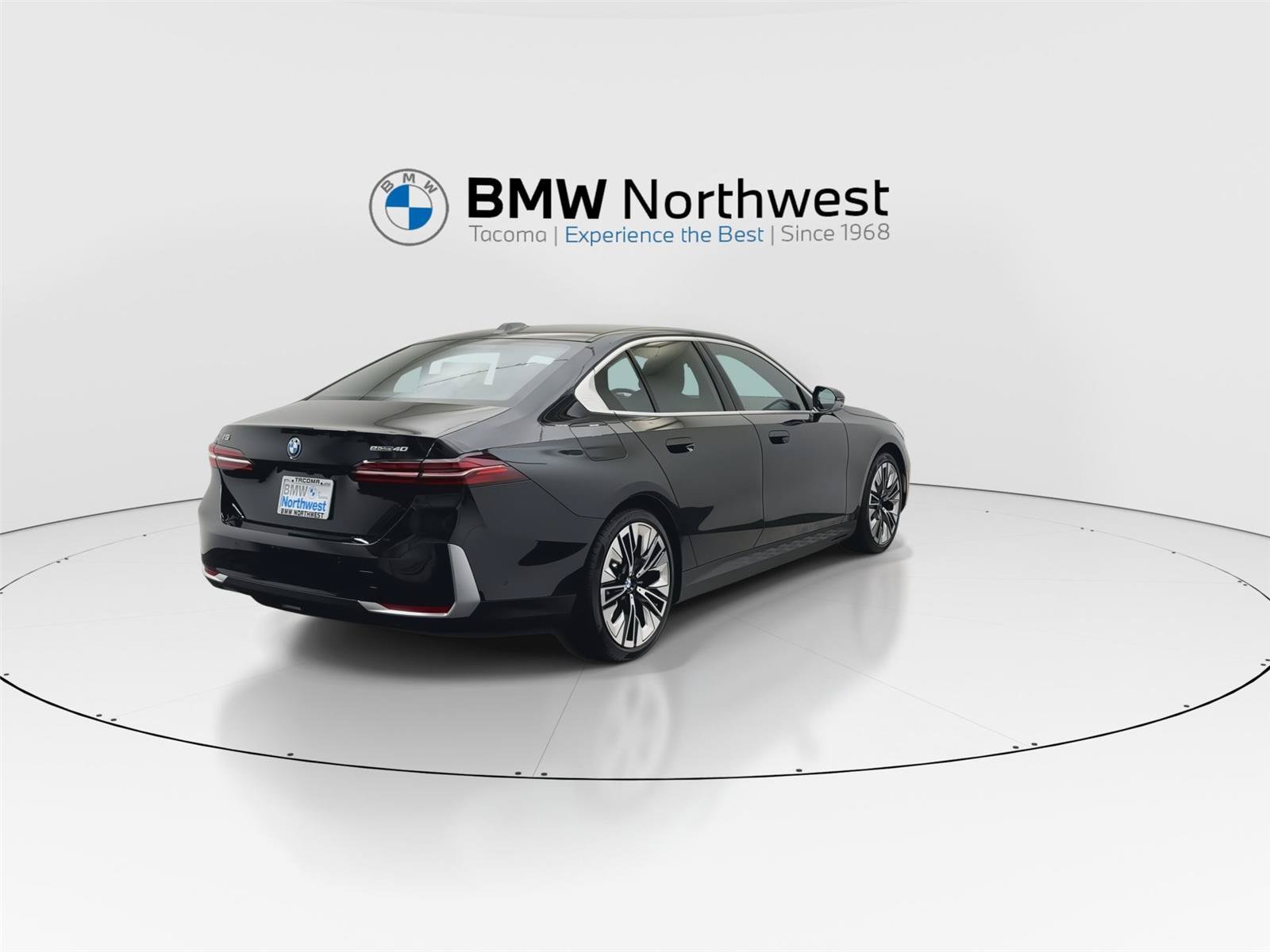 Used 2026 BMW i5 eDrive40 RWD image 3