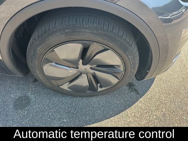 Used 2026 Tesla Model Y Long Range RWD image 5
