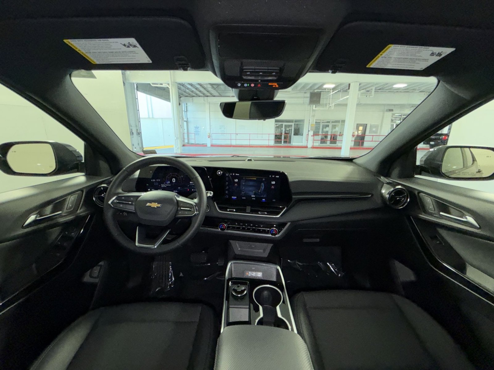 Used 2026 Chevrolet Equinox LT w/ Convenience Package II image 23