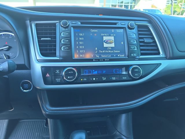 Used 2018 Toyota Highlander FWD V6 image 25