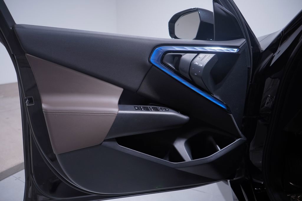 Used 2025 BMW X3 xDrive30i w/ M Sport Package image 15