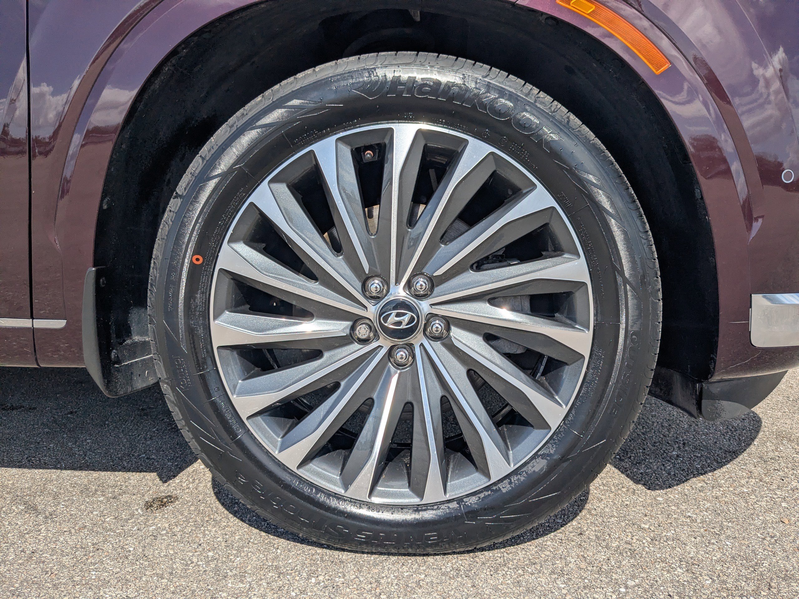 Used 2023 Hyundai Palisade Calligraphy image 13