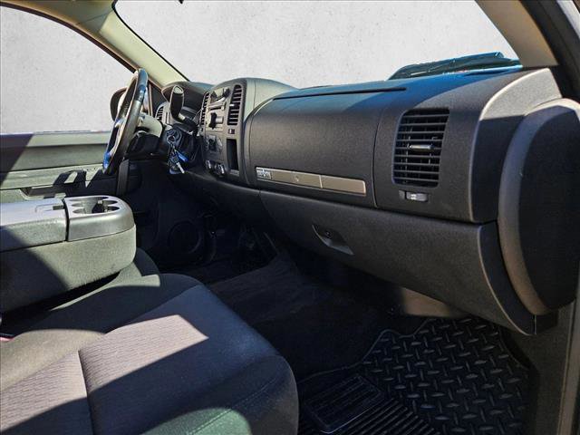 Used 2013 Chevrolet Silverado 1500 LT image 22