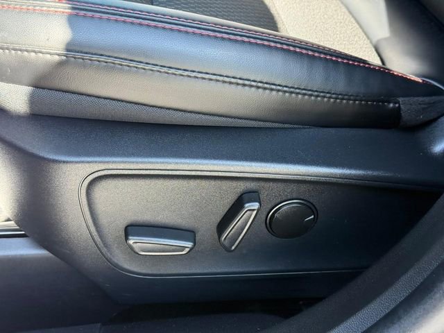 Used 2026 Ford Escape ST-Line FWD image 14