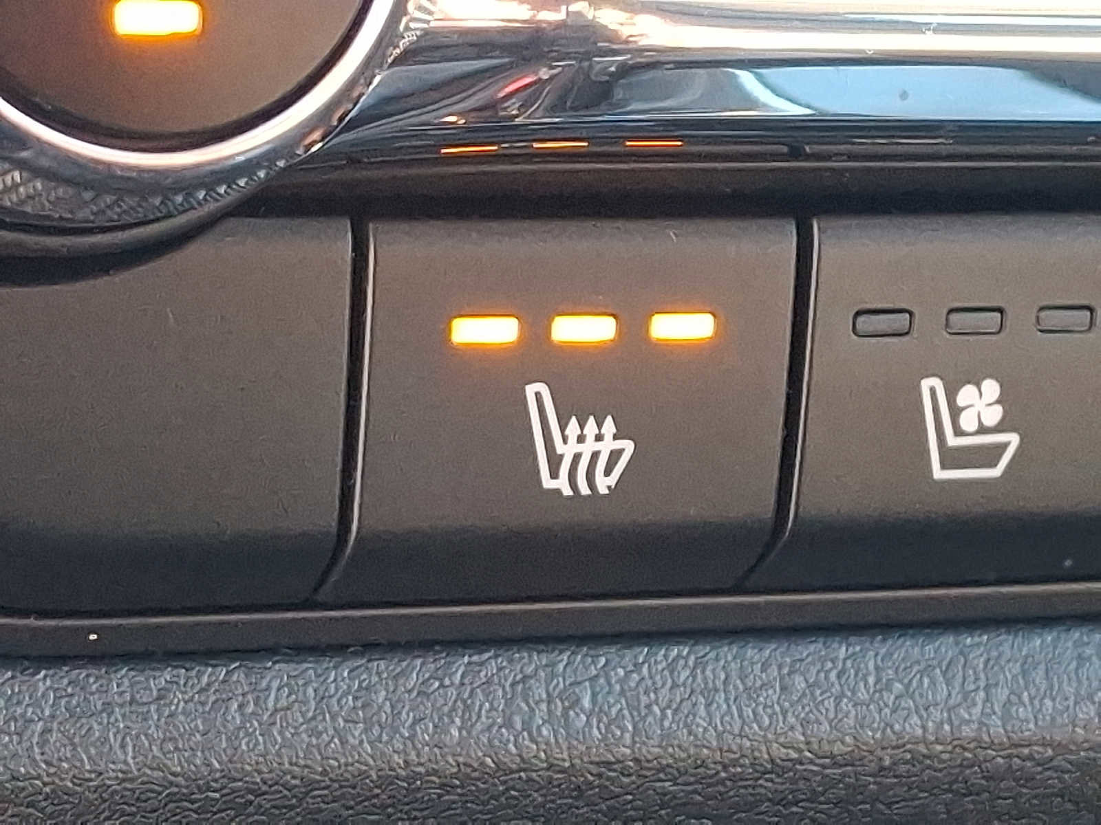 Certified 2025 MAZDA CX-50 AWD 2.5 S w/ Weather Package image 25