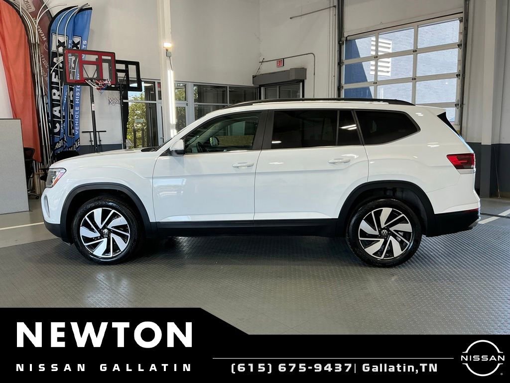 Used 2025 Volkswagen Atlas SE FWD image 26