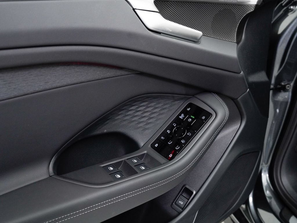New 2026 Audi A6 Prestige AWD/4WD image 9