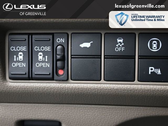 Used 2023 Honda Odyssey Elite image 15