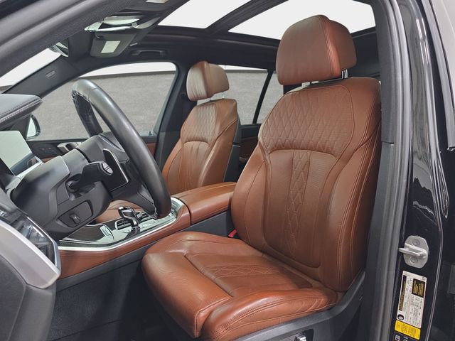 Used 2021 BMW X5 M50i w/ Executive Package AWD/4WD image 14